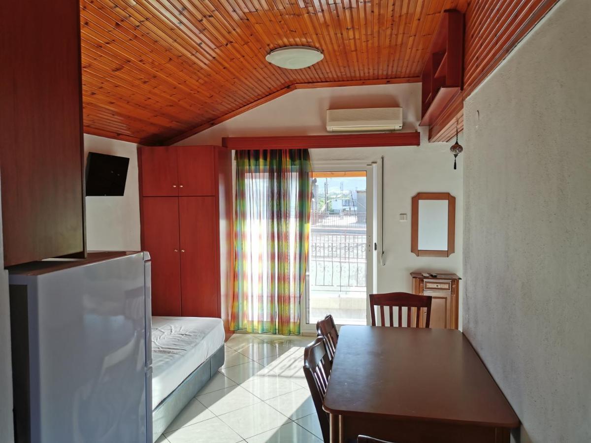 Villa Tasos Néa Péramos 外观 照片